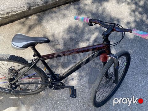 Markası velocuruz idi arxa sıkorus atanı yoxdu qabağ var arxa tormuz — Bakı
