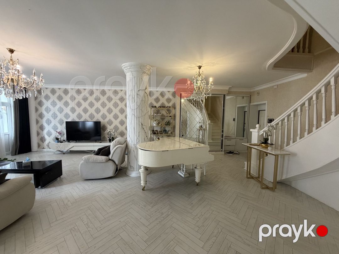 Satılır 6 otaqlı yeni tikili 303 m² — Mənzil, Bakı (2)