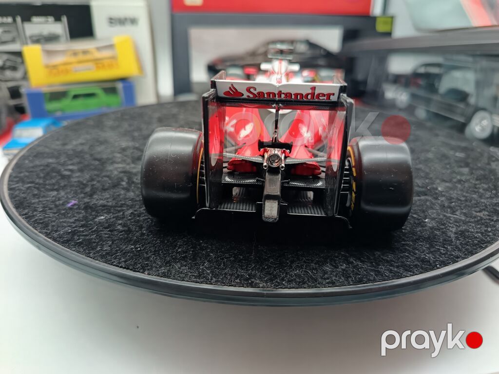 Ferrari, 2026 il, 1:18, Dəmir, Ünvandan götürmə — Modellar, Masazır (5)