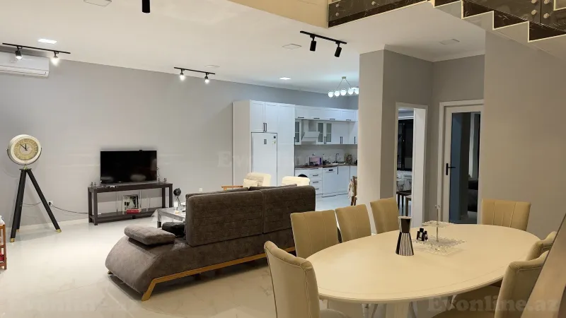 Kirayə verilir 5 otaqlı Həyət evi 240 m² Bakı, Xətai r., Əhmədli — Ev, villa, Bakı (5)