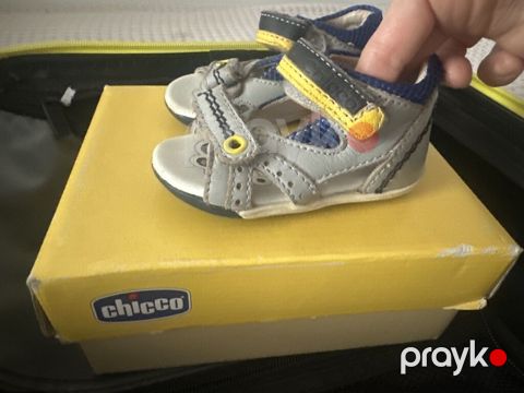 Chicco uşaq sandali ortopedik 18razmer — Bakı