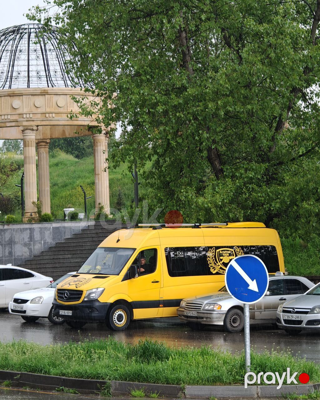 Mikroavtobus, Gəncə - 20 Oturacaq — Taksi xidmətləri, Gəncə (2)