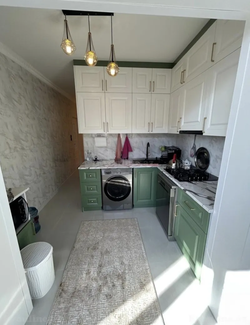 Satılır 4 otaqlı Mənzil Köhnə tikili 110 m² Bakı, Yasamal r., İnşaatçılar m., Yeni Yasamal — Mənzil, Bakı (8)
