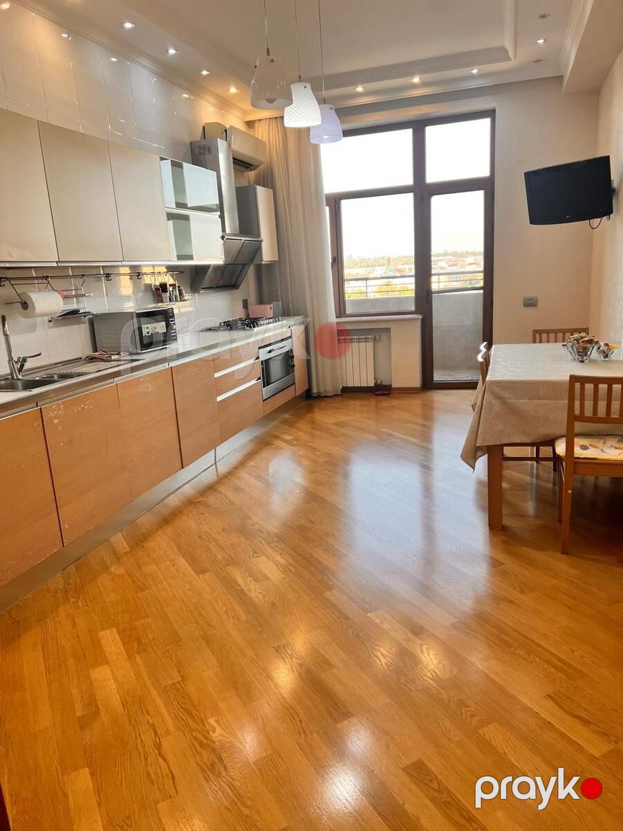 Satılır 4 otaqlı yeni tikili 197 m² — Mənzil, Bakı (10)