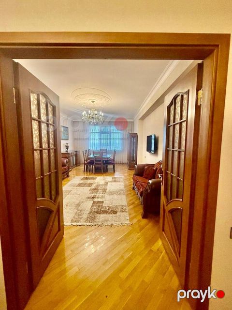 İcarəyə verilir 2 otaqlı yeni tikili 120 m²