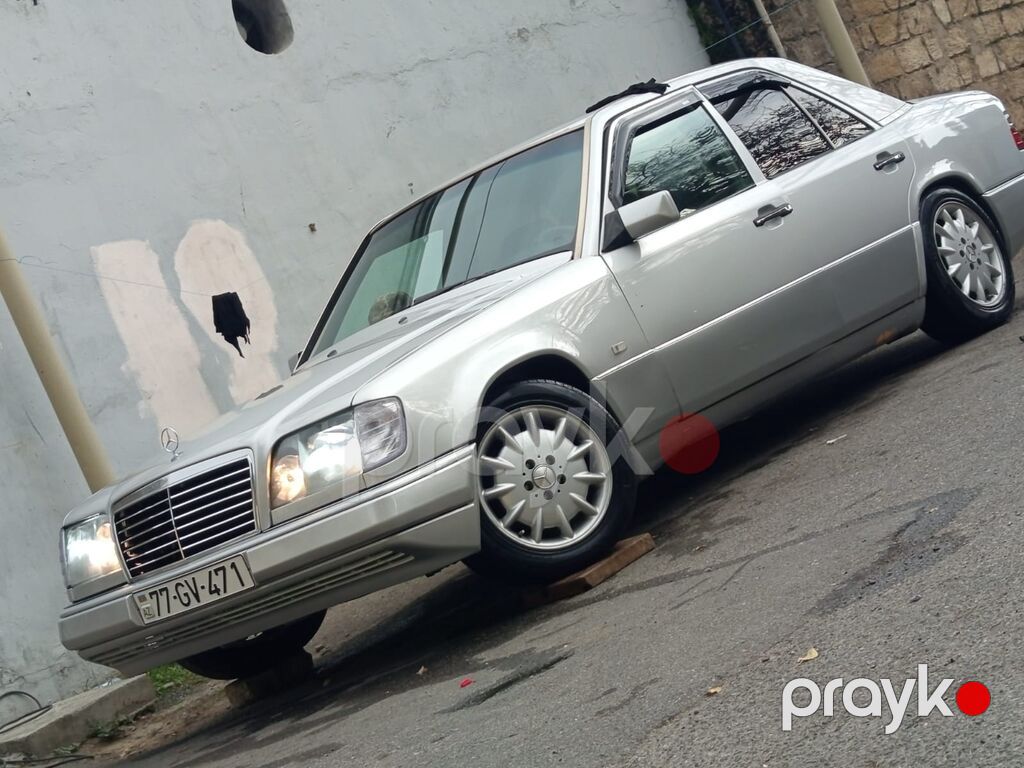 Mercedes-Benz E 220: 2.2 l 1993 il Sedan — Avtomobillər, Bakı (10)