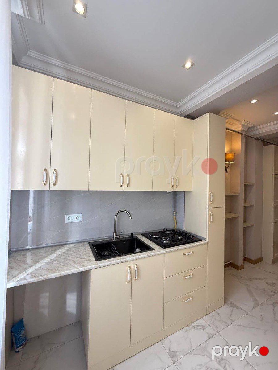 Satılır 2 otaqlı köhnə tikili 45 m² — Mənzil, Bakı (3)