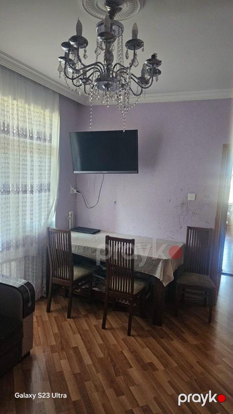 Satılır 2 otaqlı köhnə tikili 65 m² — Bakı