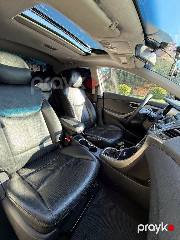 Hyundai Avante, 1.6 L, 2014 il, 250 000 km — Avtomobillər, Bakı (9)