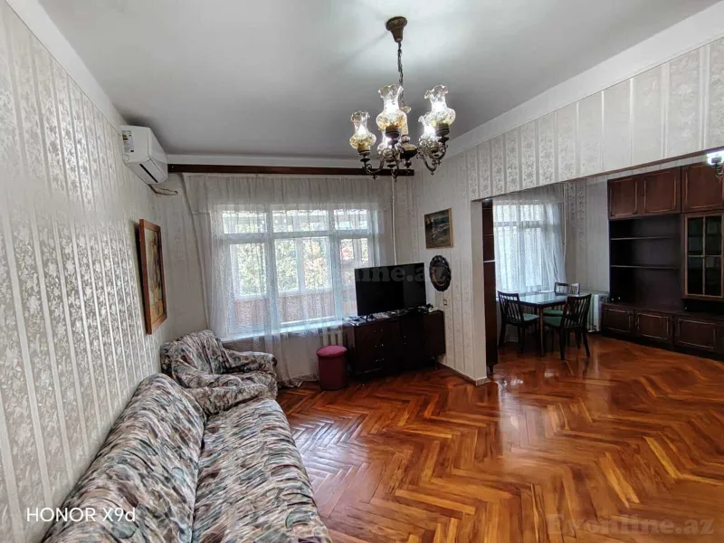 Kirayə verilir 3 otaqlı Mənzil Yeni tikili 110 m² Bakı, Nərimanov r — Bakı