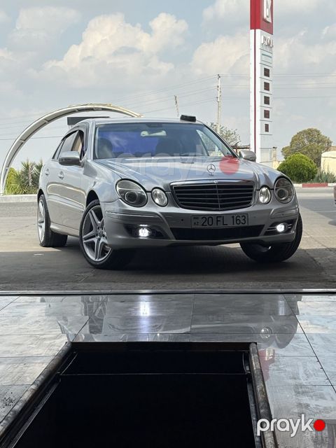 Mercedes E 320, 3.2 L, 2003 il, 265 000 km — Gəncə