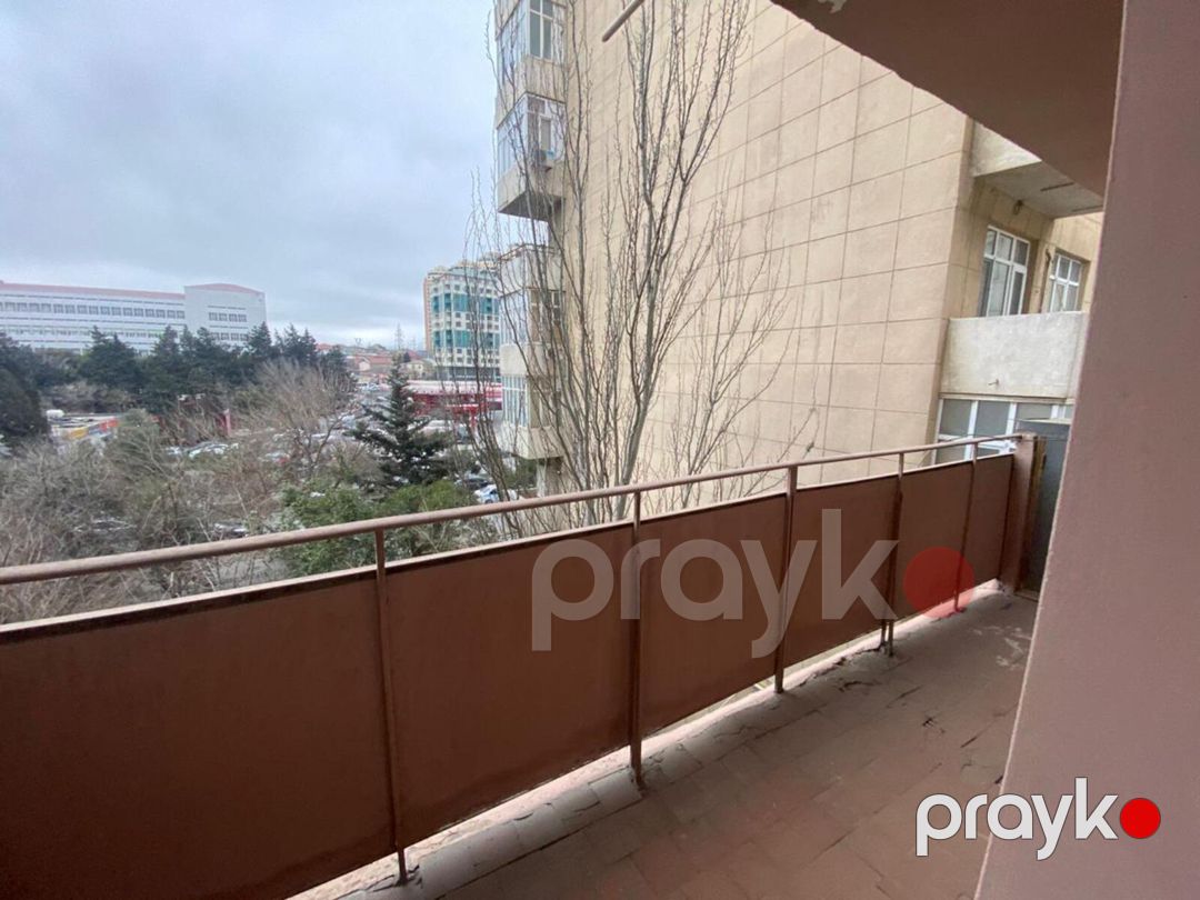 Satılır 4 otaqlı köhnə tikili 120 m² — Mənzil, Bakı (7)