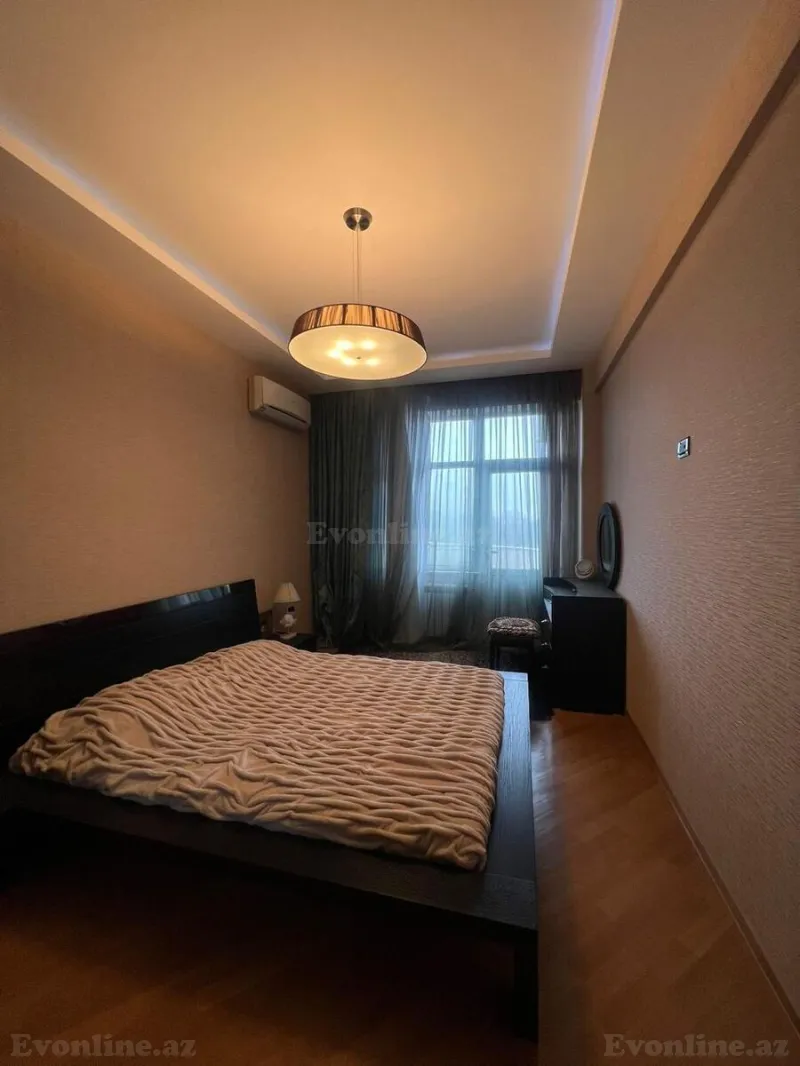 Kirayə verilir 3 otaqlı Mənzil Yeni tikili 120 m² Bakı, Səbail r — Mənzil, Bakı (4)