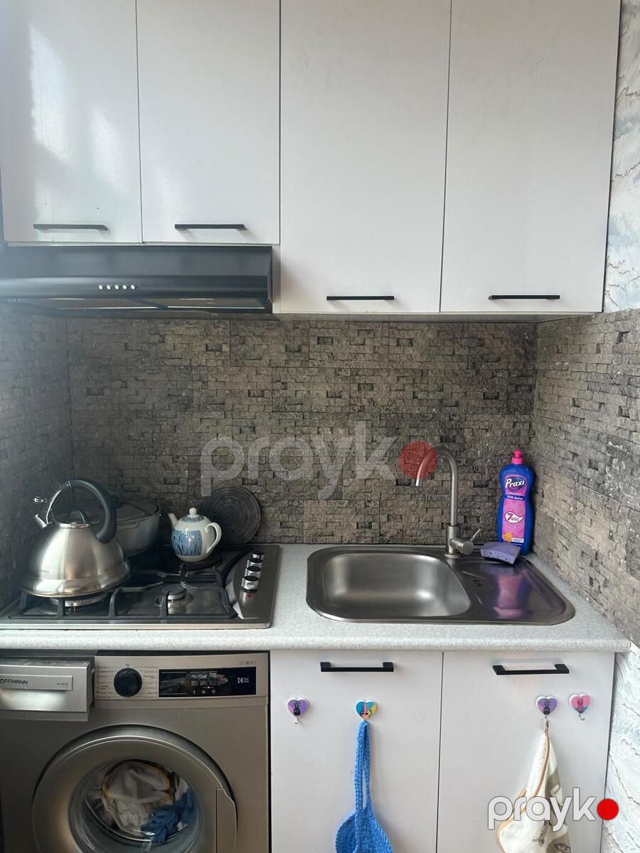 Satılır 2 otaqlı köhnə tikili 45 m² — Mənzil, Bakı (2)