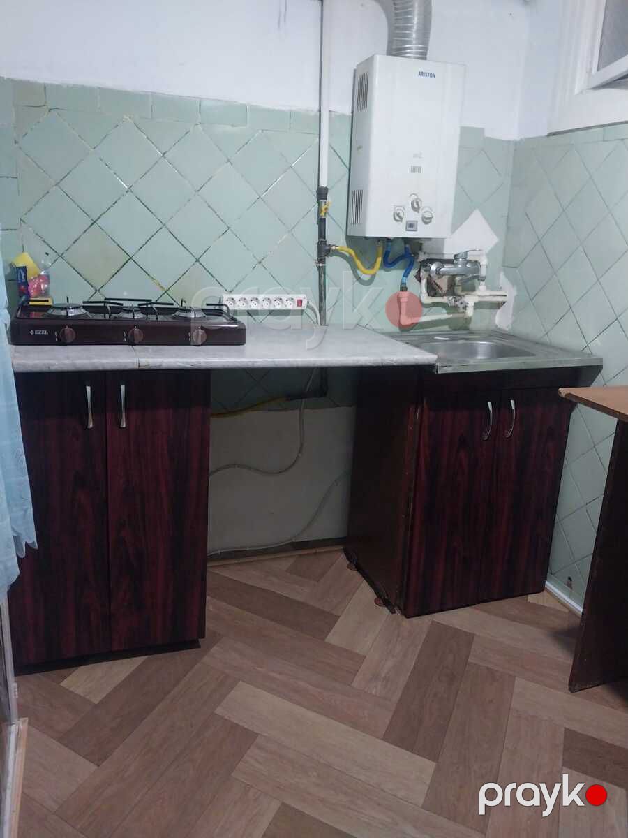 İcarəyə verilir 2 otaqlı köhnə tikili 52 m² — Mənzil, Bakı (7)