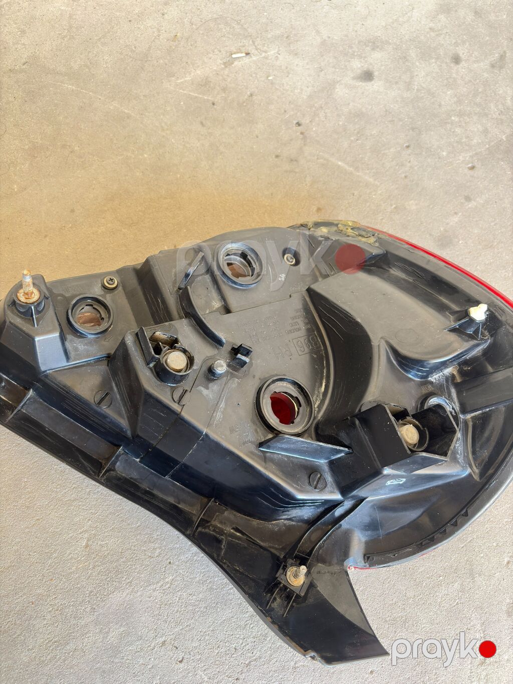 Nissan sunny 2006-2008 yaponka sağ arxa stopu original üstə gələndi — Avtomobil işığı, Bakı (4)