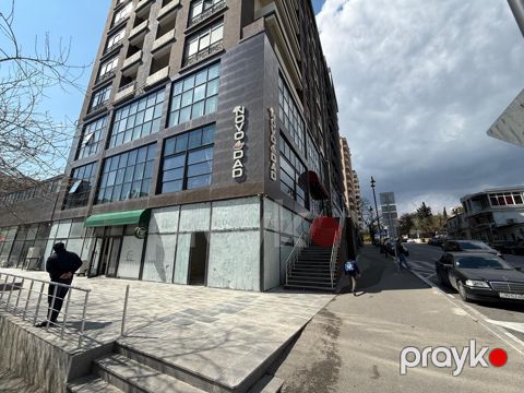 Satılır obyekt 165 m² — Bakı