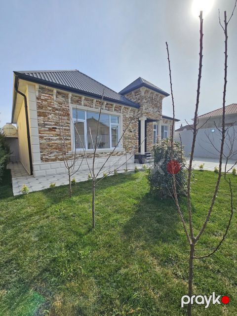 Satılır 4 otaqlı həyət evi/bağ evi 150 m² — Bakı