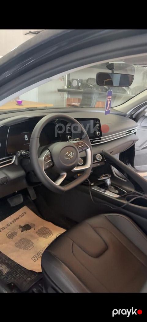 Hyundai Elantra 2025 şiti — Sumqayıt