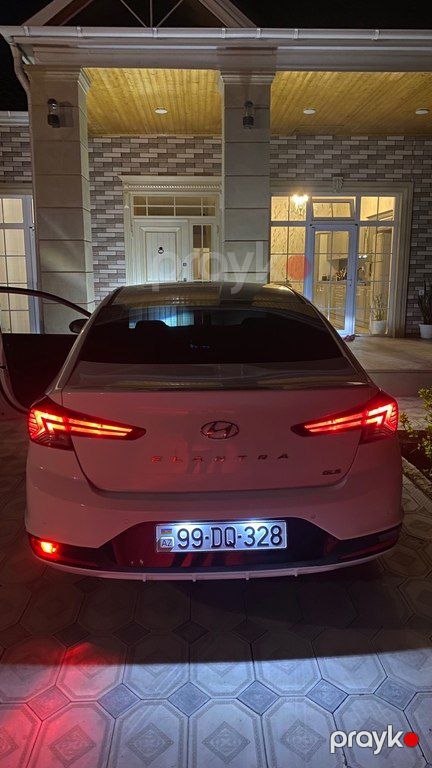 Hyundai Elantra, 1.6 L, 2019 il, 154 000 km — Avtomobillər, Bakı (8)