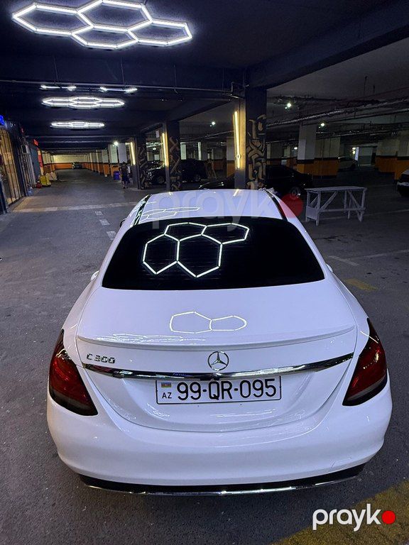 Mercedes C 300, 2.0 L, 2016 il, 163 000 km — Avtomobillər, Bakı (7)