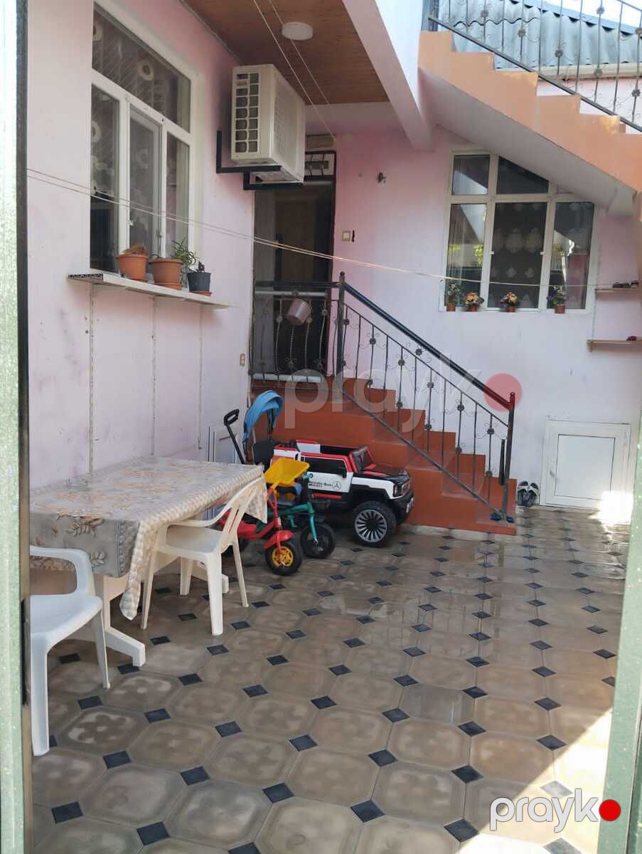 Həyət evi, Y. Ramana qəs — Ev, villa, Bakı (2)