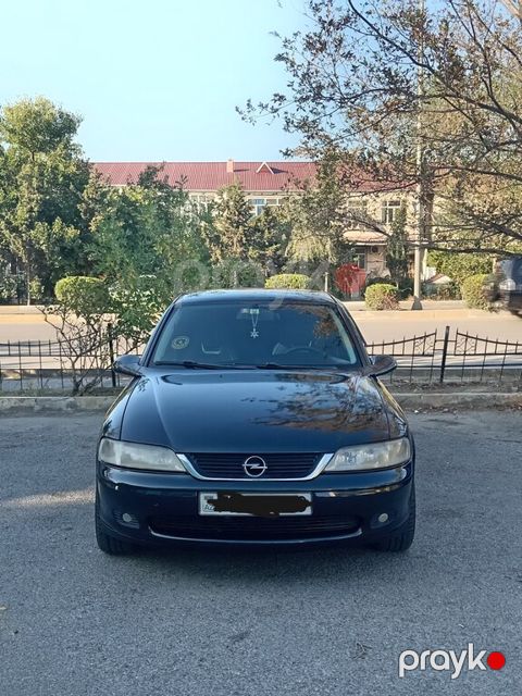 Opel Vectra, 1.8 L, 1999 il, 340 000 km — Sumqayıt