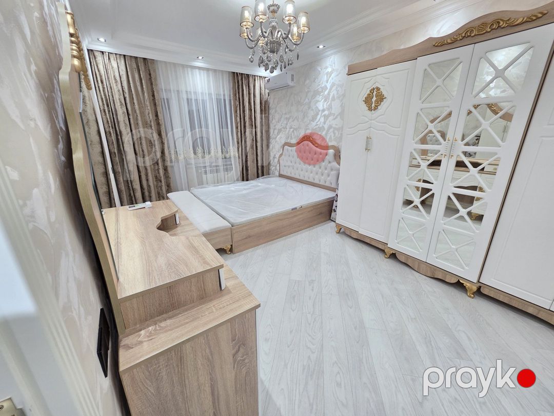 Satılır 4 otaqlı köhnə tikili 105 m² — Mənzil, Bakı (6)