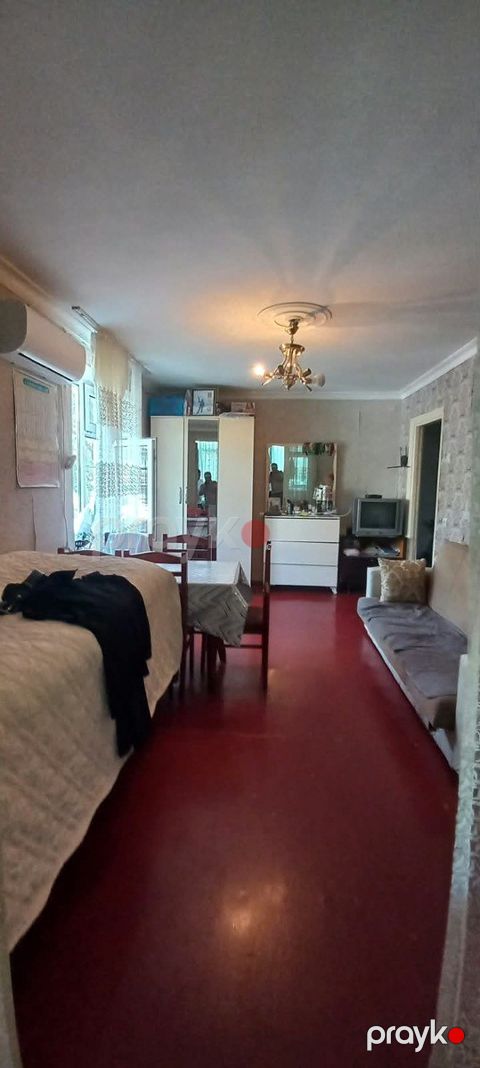 Satılır 2 otaqlı köhnə tikili 35 m² — Bakı