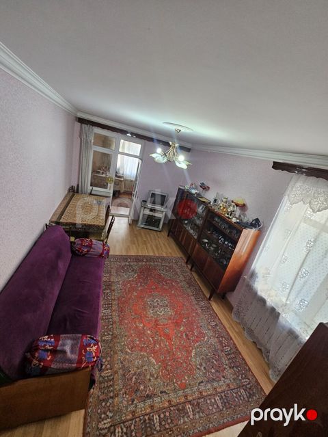Buzovnada 1 otaq 3 otaqa pridelka olunmus 5 mertebenin 1 ci — Bakı