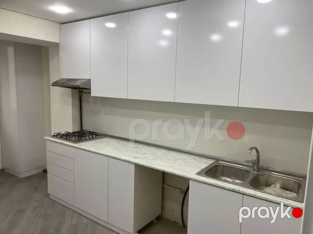 Satılır 2 otaqlı köhnə tikili 65 m² — Mənzil, Bakı (6)