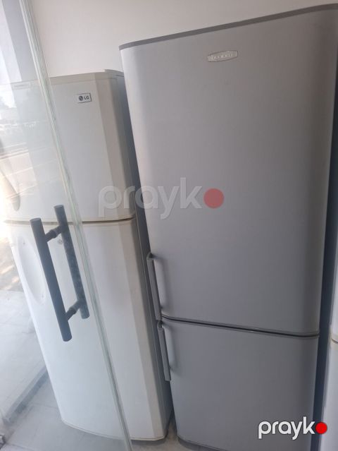 İki ədəd məişət soyuducusu - Model/marka: - LG (ağ rəngdə, yuxarıda — Bakı