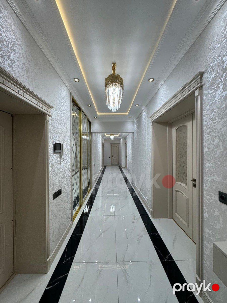 Satılır 4 otaqlı yeni tikili 240 m² — Mənzil, Bakı (7)