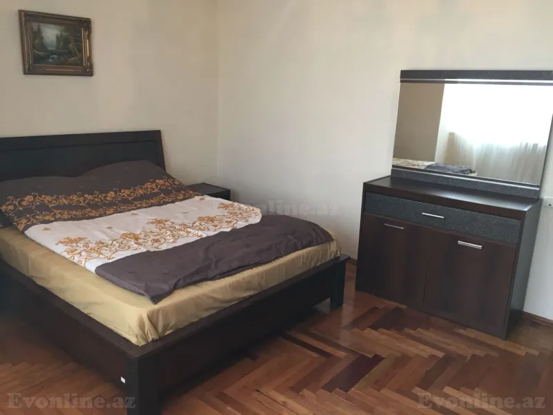 Kirayə verilir 2 otaqlı Mənzil Köhnə tikili 80 m² Bakı, Səbail r., 28 May m — Mənzil, Bakı (5)