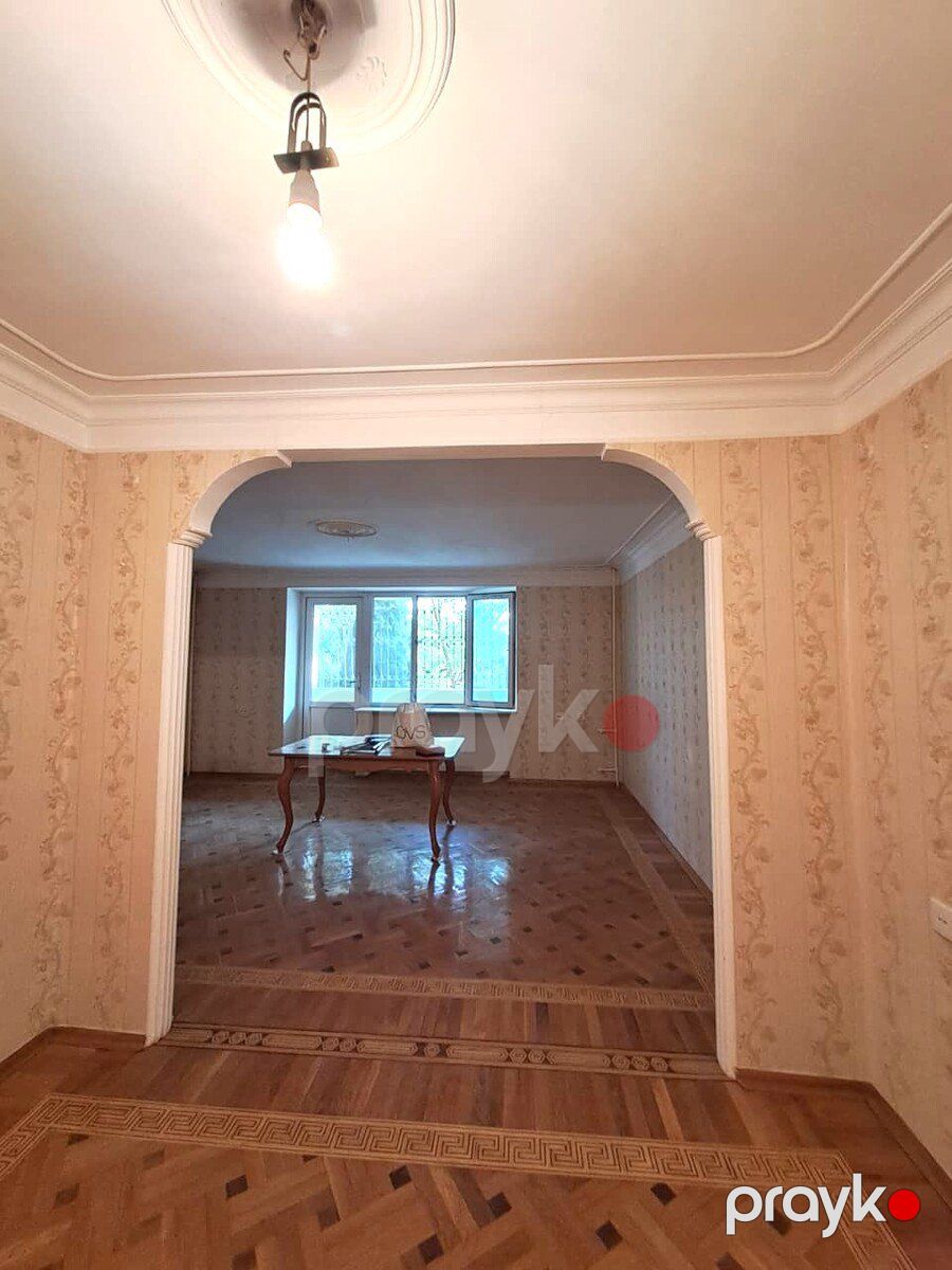 Satılır 2 otaqlı köhnə tikili 85 m² — Mənzil, Bakı (6)