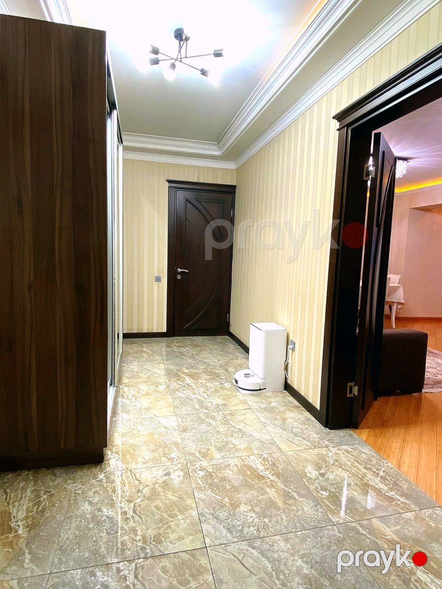 Satılır 3 otaqlı köhnə tikili 100.5 m² — Mənzil, Bakı (4)