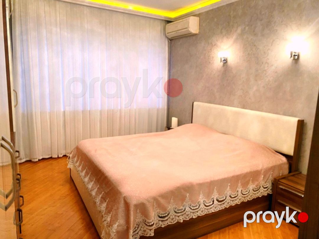 Satılır 3 otaqlı köhnə tikili 100.5 m² — Mənzil, Bakı (9)