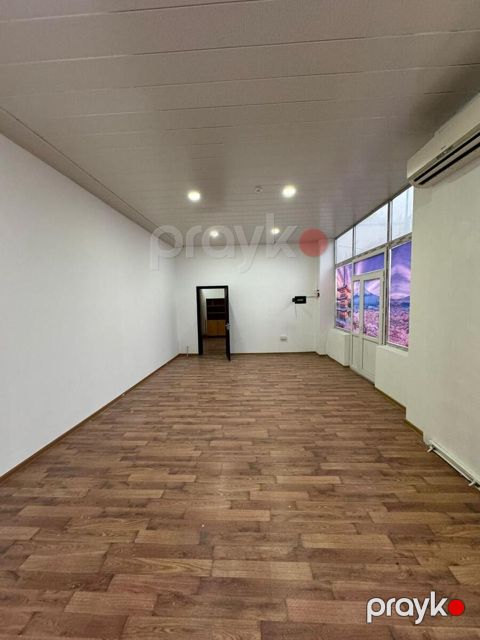 İcarəyə verilir obyekt 60 m² — Bakı