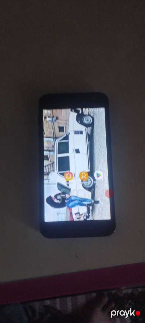 Samsung Galaxy J4 2018, 16 GB, rəng - Qara, İki sim kartlı — Digah