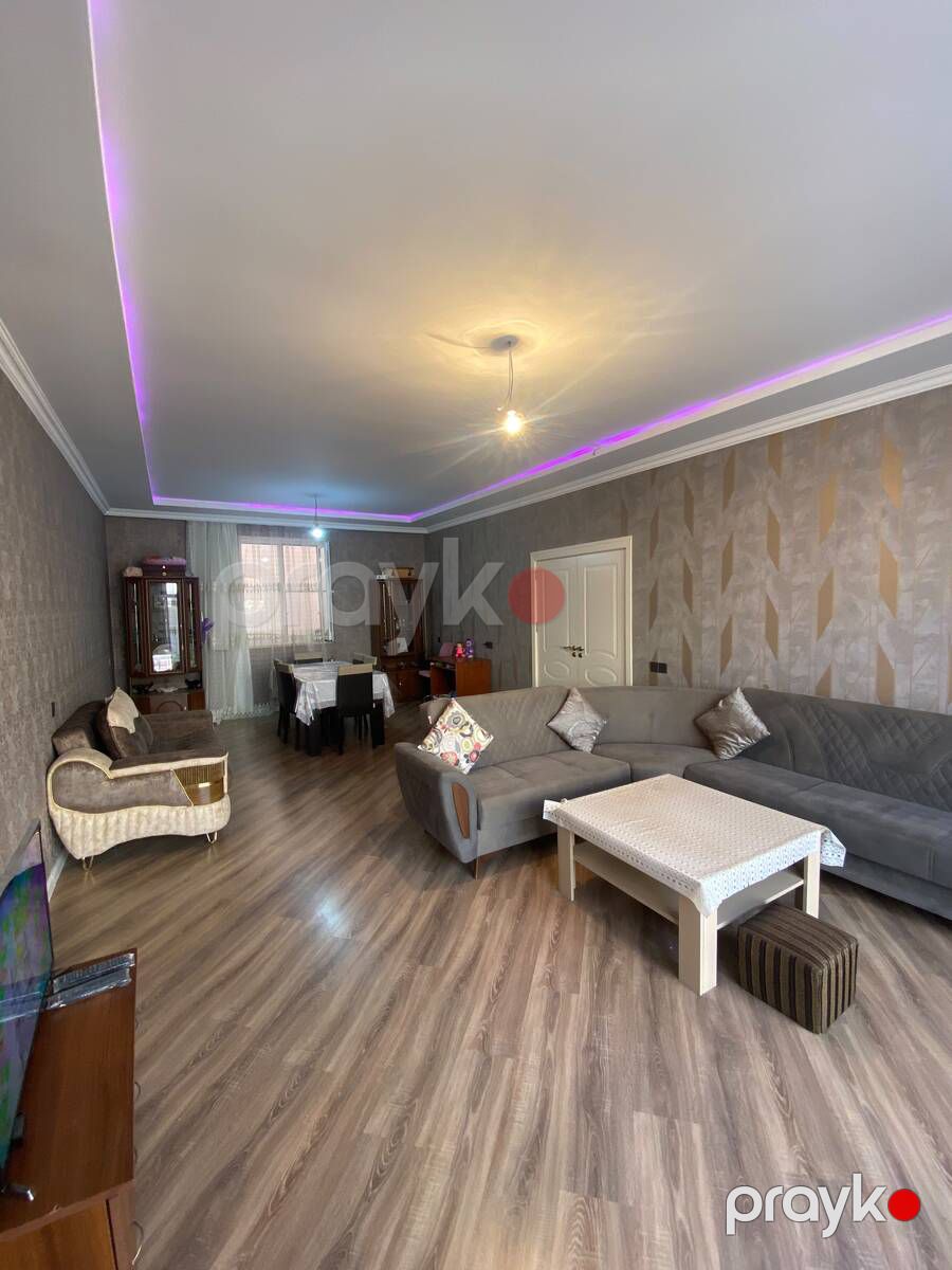 Satılır 4 otaqlı həyət evi/bağ evi 200 m² — Ev, villa, Bakı (4)