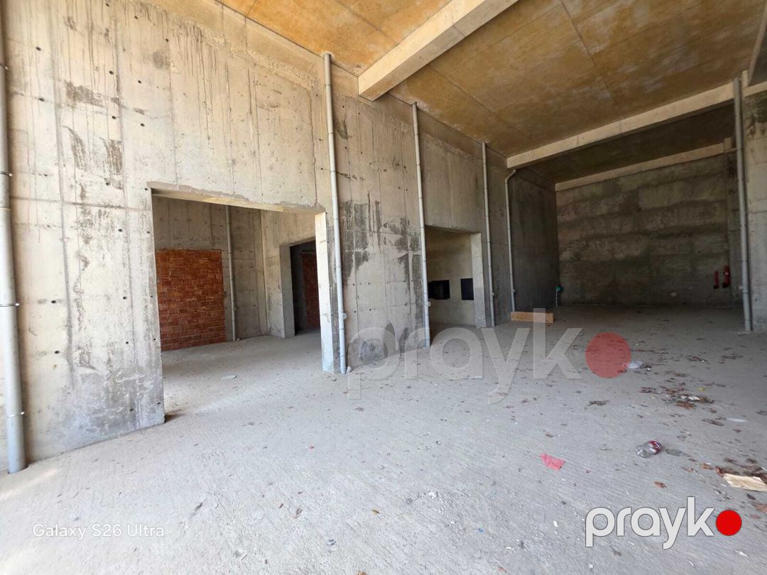 Satılır obyekt 301 m² — Əmlak, Bakı (4)