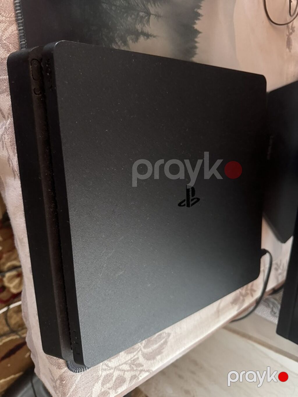 PlayStation 4 Slim konsolu + DualShock 4 qol (qırmızı) Xüsusiyyətlər — Oyun konsolları, Bakı (5)