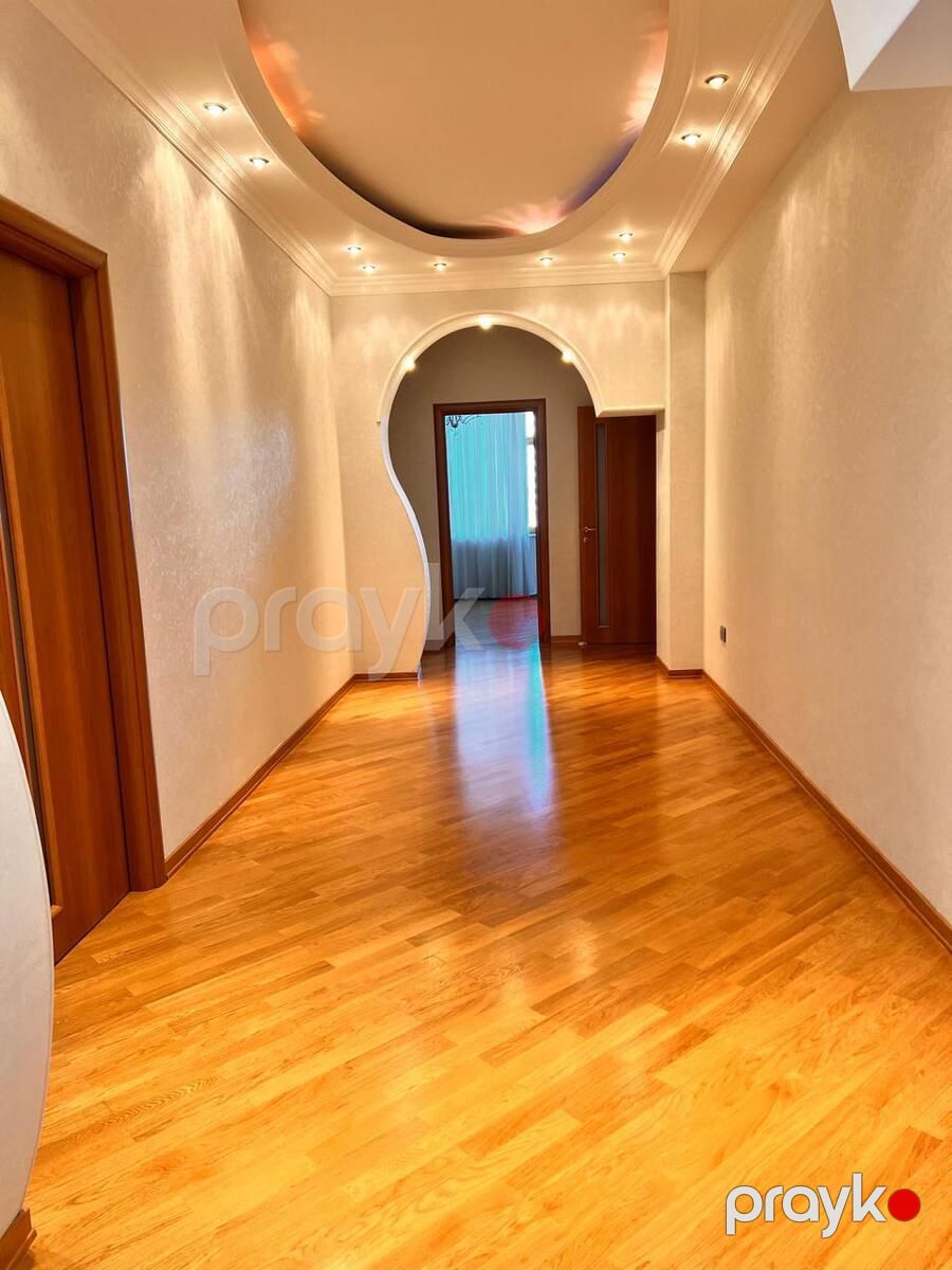 Satılır 4 otaqlı yeni tikili 197 m² — Mənzil, Bakı (8)