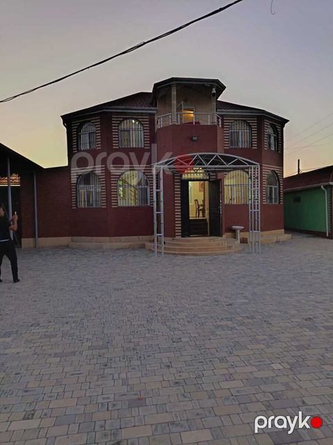 Satılır 5 otaqlı həyət evi/bağ evi 230 m² — Bakı