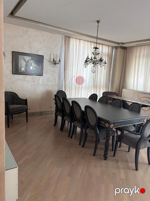 İcarəyə verilir 3 otaqlı yeni tikili 160 m² — Bakı