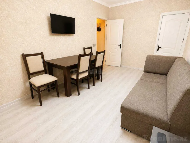 Kirayə verilir 3 otaqlı Mənzil Köhnə tikili 50 m² Bakı, Nizami r., Neftçilər m — Bakı
