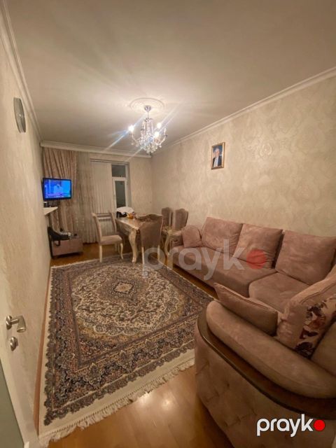 Satılır 3 otaqlı köhnə tikili 65 m² — Bakı