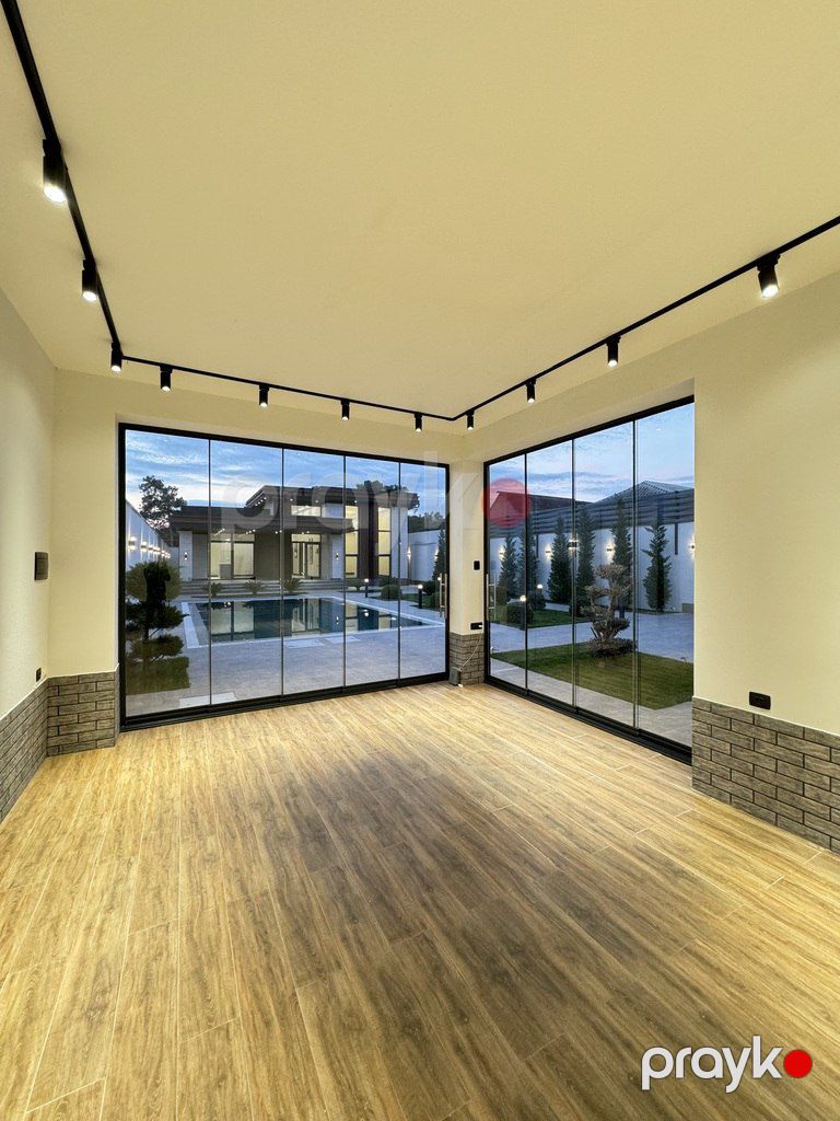 Satılır 4 otaqlı həyət evi/bağ evi 240 m² — Ev, villa, Bakı (7)