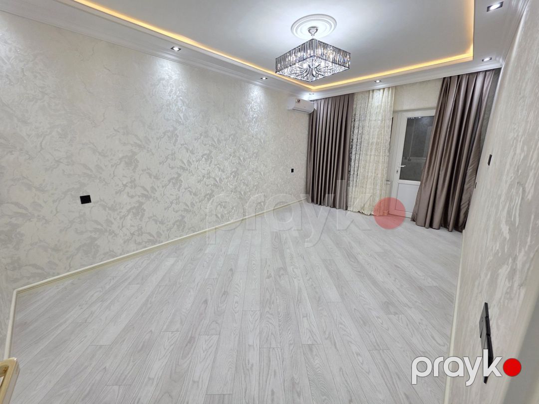 Satılır 4 otaqlı köhnə tikili 105 m² — Mənzil, Bakı (7)