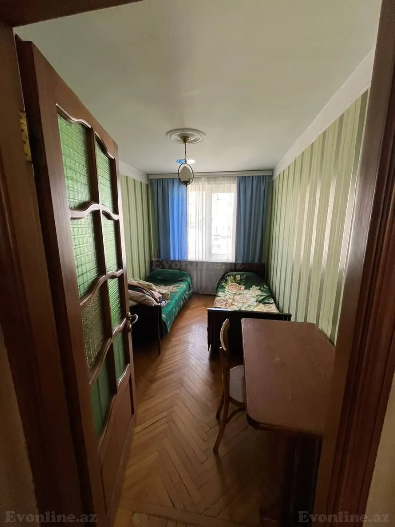 Kirayə verilir 3 otaqlı Mənzil Köhnə tikili 1000 m² Bakı, Yasamal r., Elmlər Akademiyası m — Mənzil, Bakı (4)